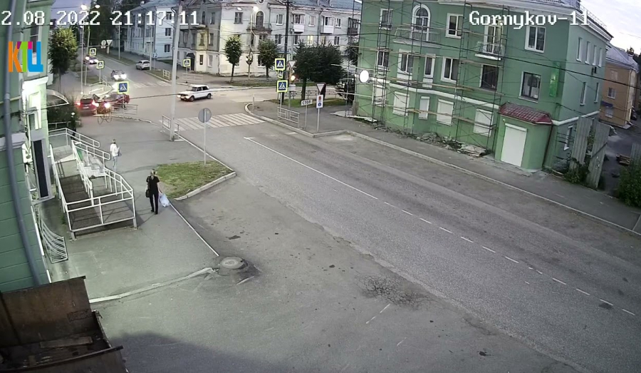 Две аварии попали на камеру видеонаблюдения в Кушве